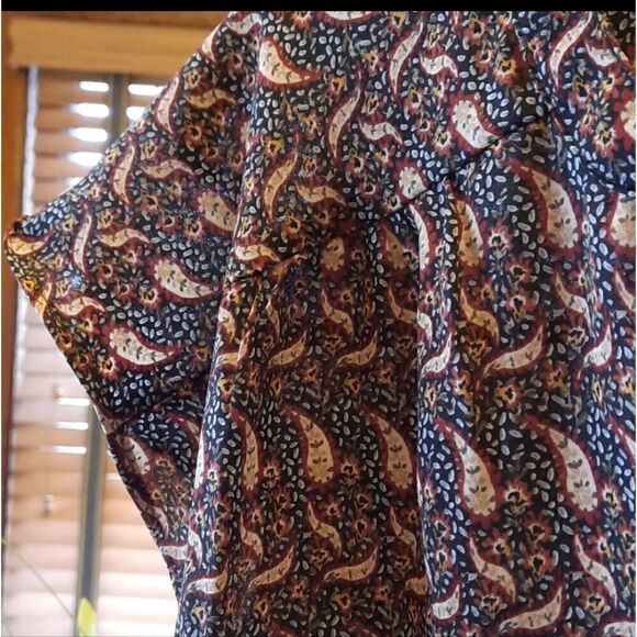 NWT Banana Republic Silky Paisley Flowy Blouse - Picture 8 of 14